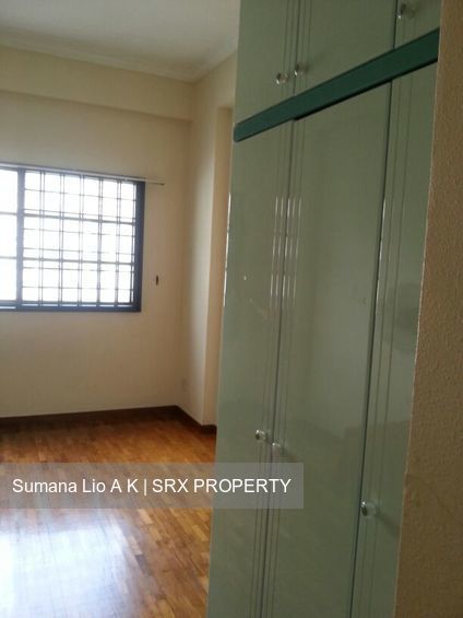 Euro-Asia Apartments (D12), Apartment #185536632